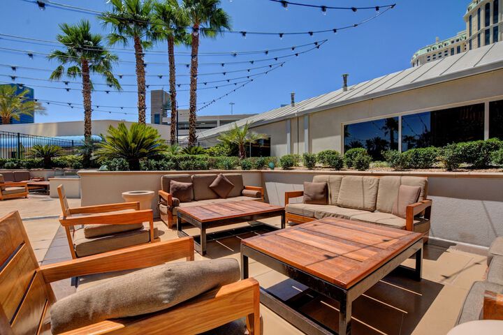 Terrace/Patio 61 of 103