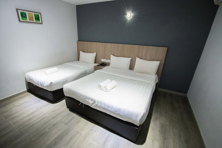 Room 13 of 51
