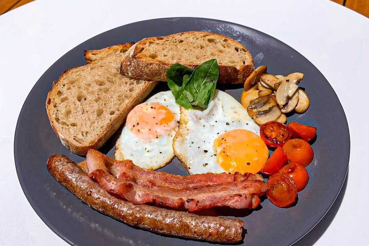 Breakfast meal