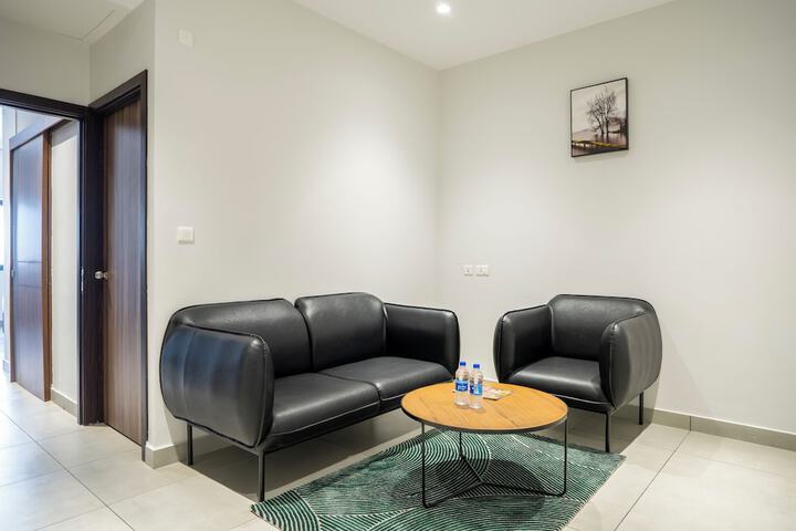 Room 7 of 18