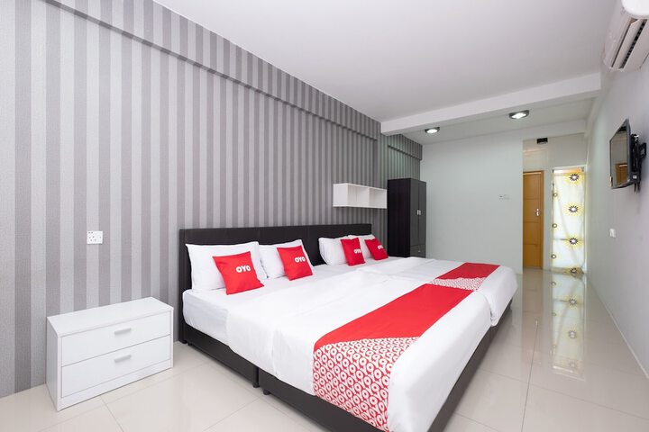 Room 8 of 20