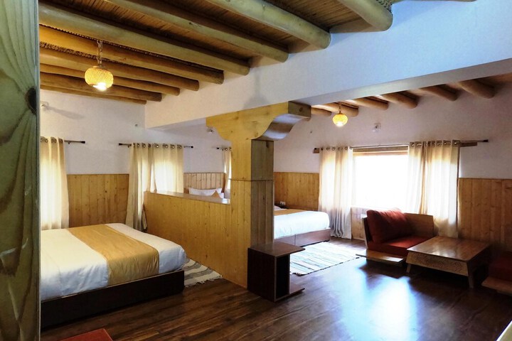 Room 6 of 23