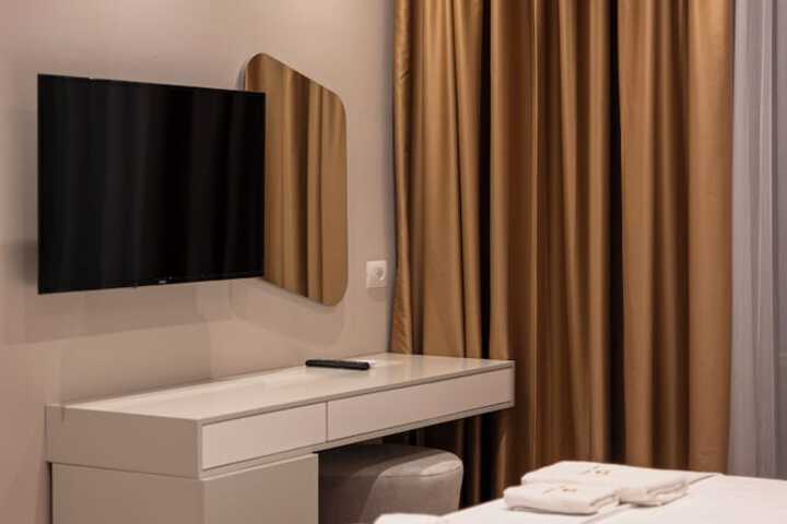 Room 40 of 95