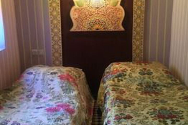 Room 17 of 37