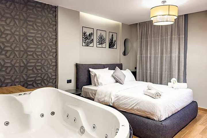 The 1BDR Slate Space w Jacuzzi 5min to CAI Airport