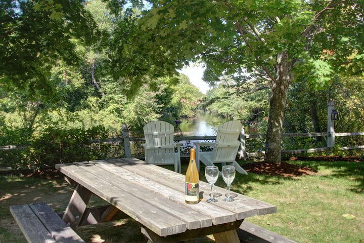 Property Grounds 37 of 49