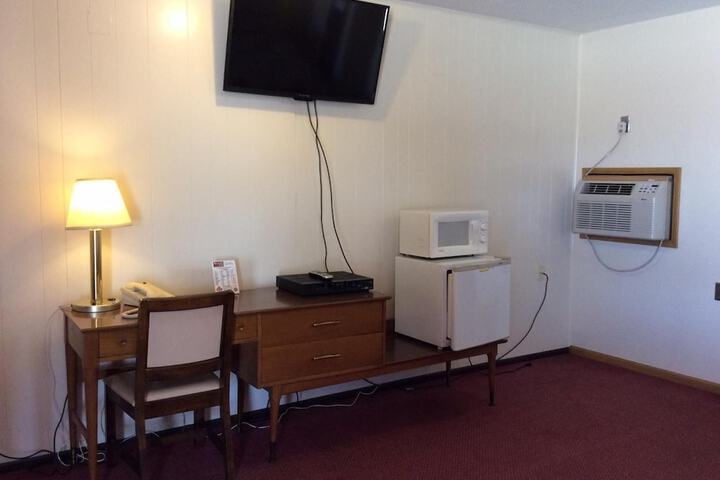 Room 10 of 38