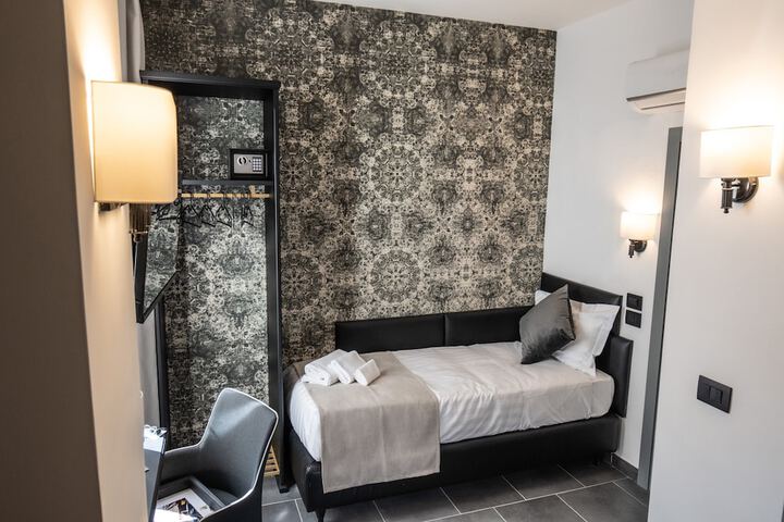 Room 74 of 209