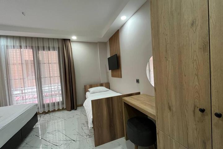 Room 53 of 113