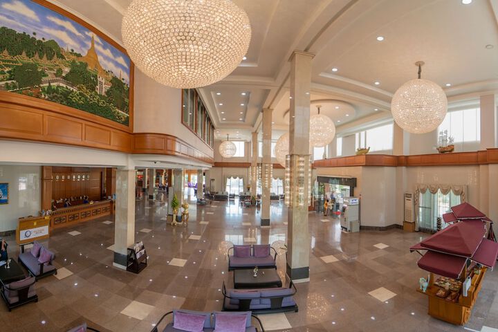 Guest Lobby