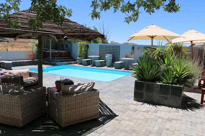 Pool 166 of 232