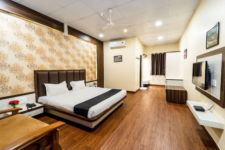Room 15 of 95