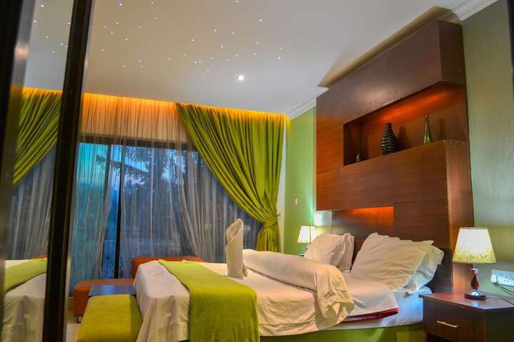 Room 17 of 20