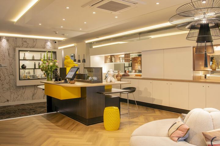 Lobby Entry