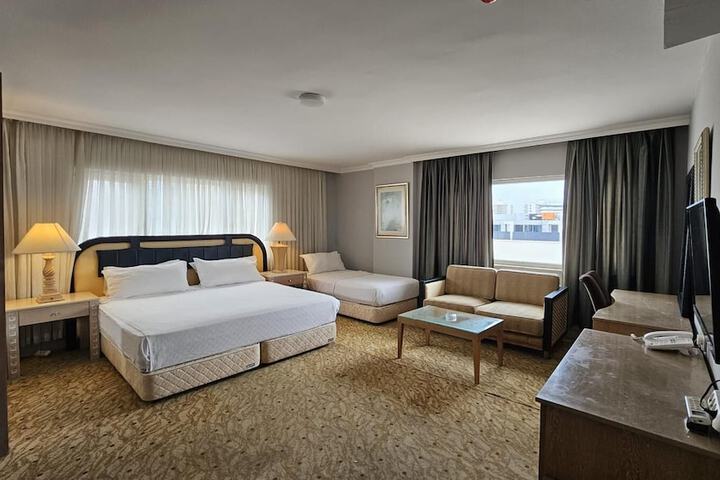 Room 20 of 116