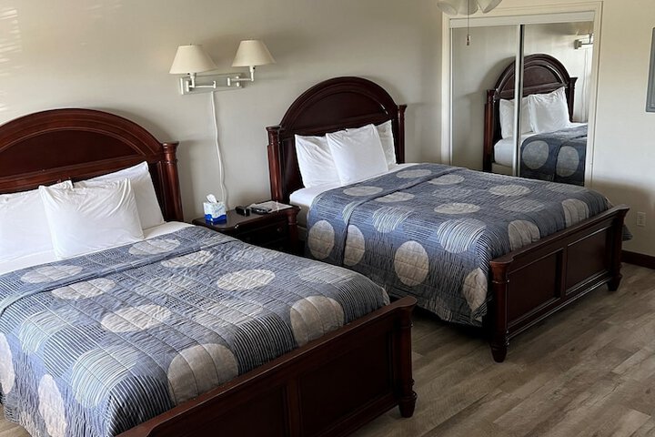 Room 11 of 26