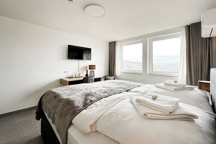 Room 56 of 179
