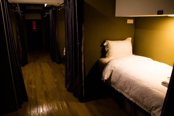 Room 5 of 24