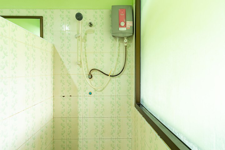 Room 24 of 42