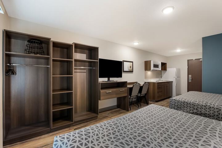 Suite Queen Bed (9 of 41)