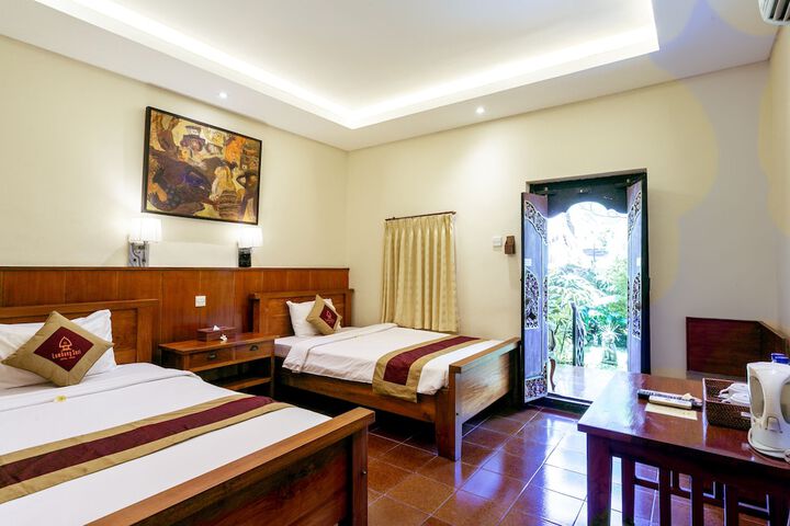 Room 52 of 127