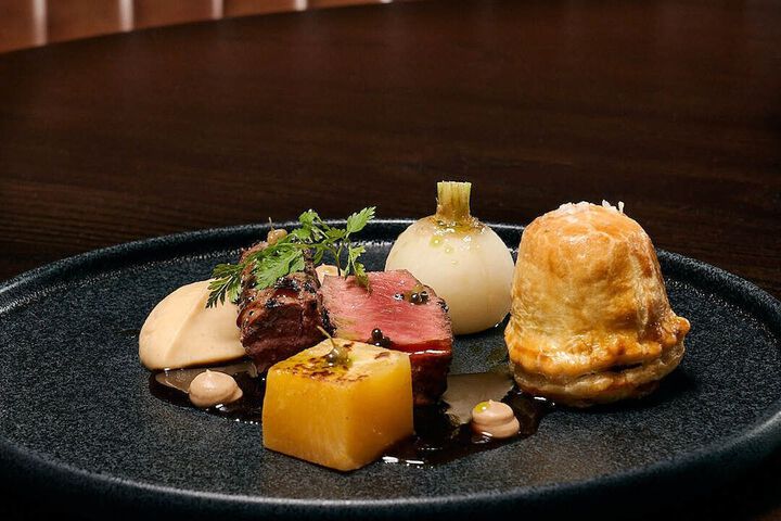 Dining 52 of 65