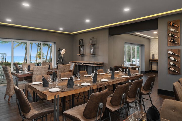 Dining 156 of 224