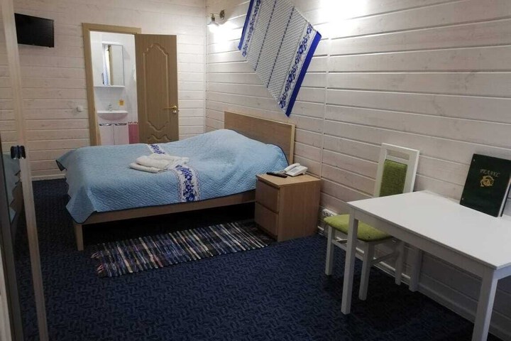 Room 5 of 37