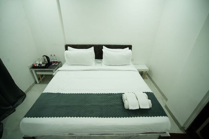 Room 21 of 29
