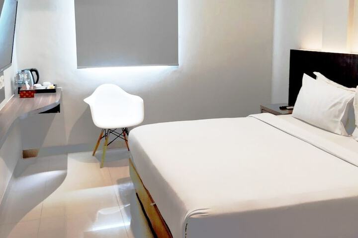 Room 29 of 77