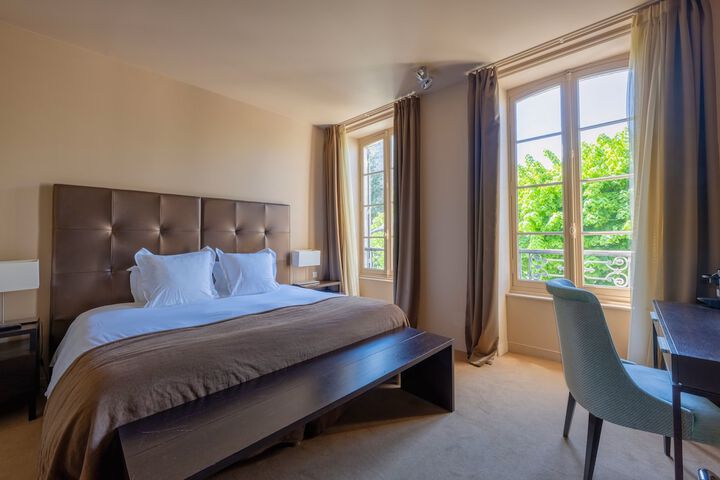 Room 5 of 26