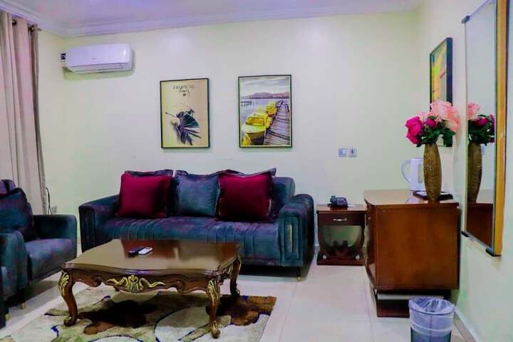 Room 20 of 32