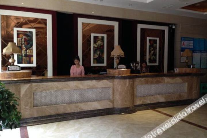 Hotel Interior 6 of 15