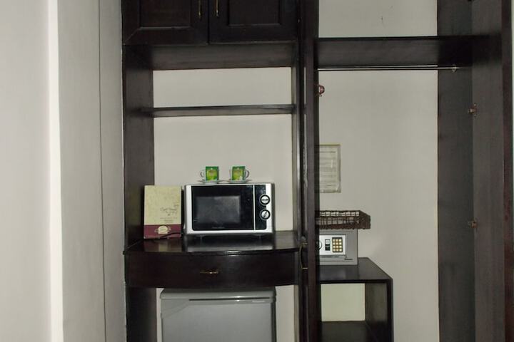 Room 20 of 42
