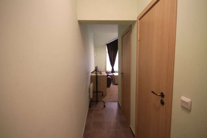 Room 22 of 96