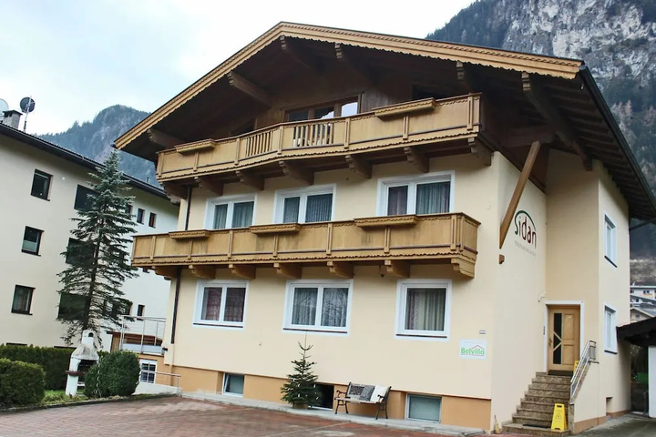 Spacious Holiday Home in Mayrhofen Near Ski Area