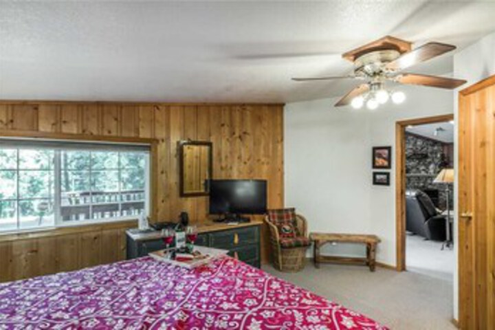 Room 14 of 17