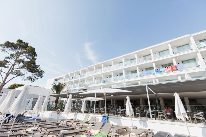 Hotel 97 of 101