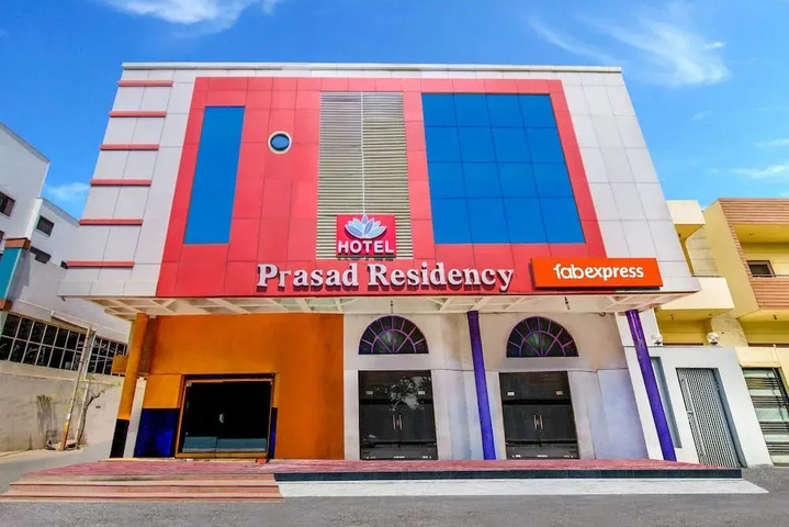 FabHotel Prasad Residency
