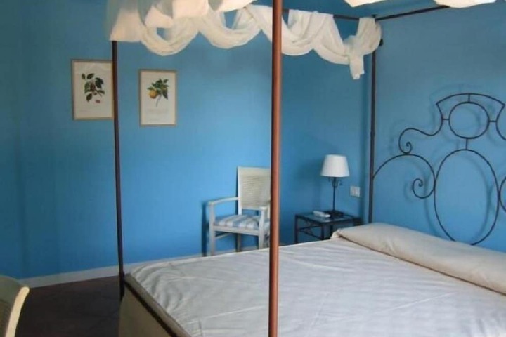 Room 12 of 55
