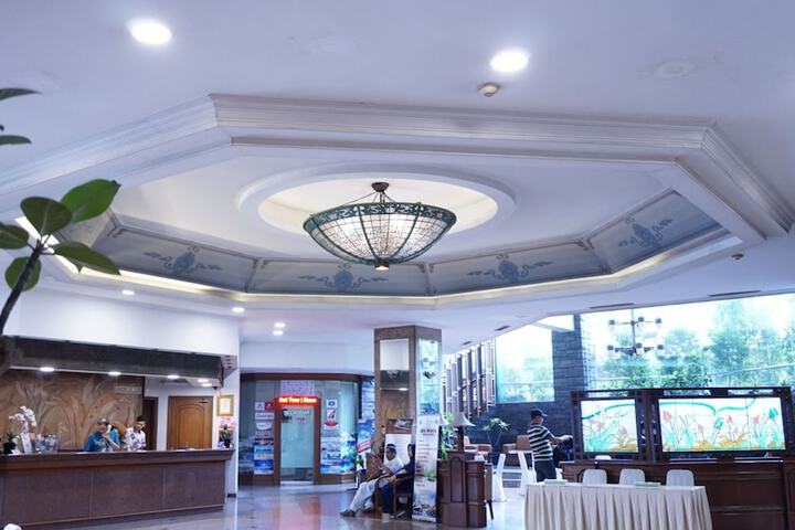 Hotel Interior 4 of 56