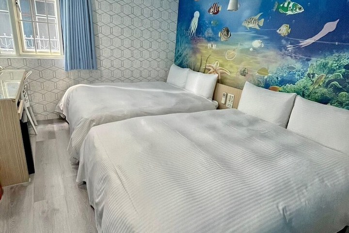 Room 40 of 51