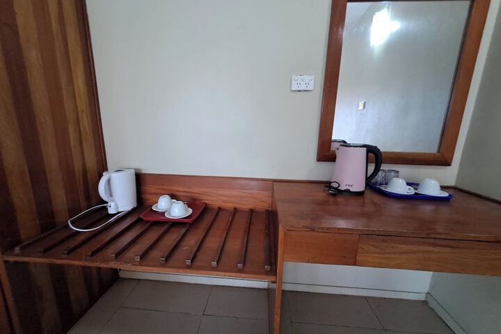 Room 7 of 24