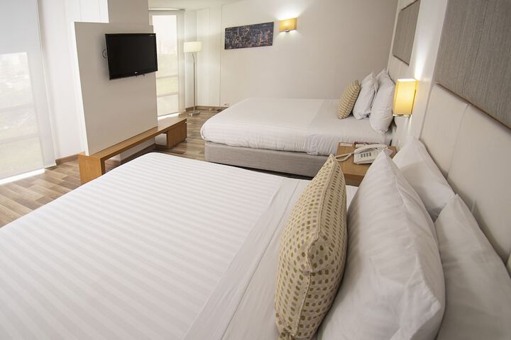 Room 17 of 50