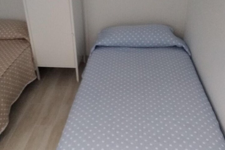 Room 20 of 49