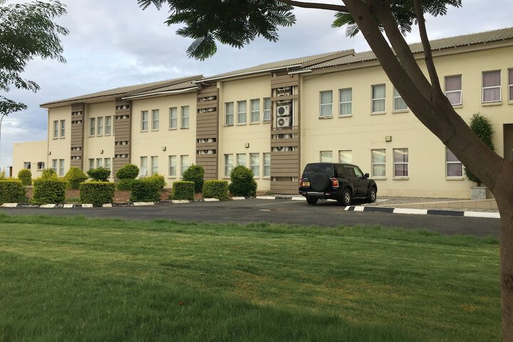 Hotel 75 of 82