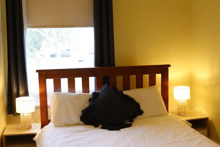 Room 2 of 24