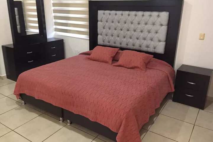 Room 3 of 10