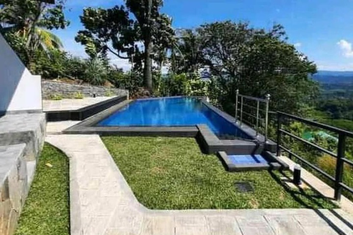 Pool 27 of 64