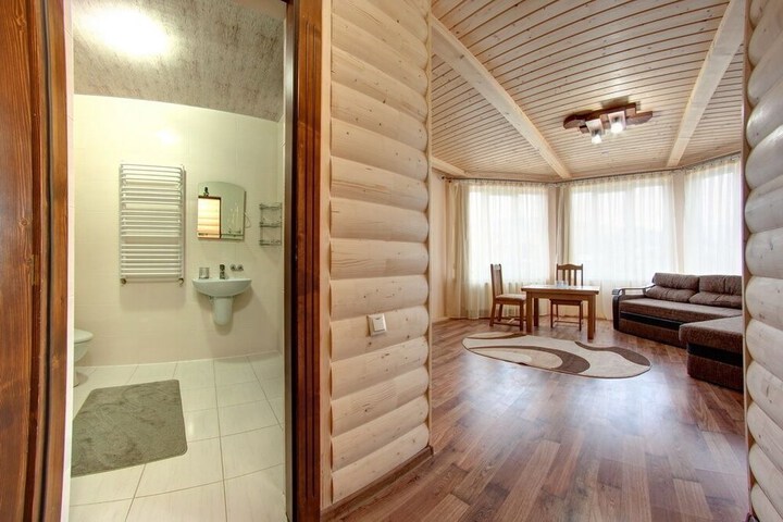 Room 29 of 64